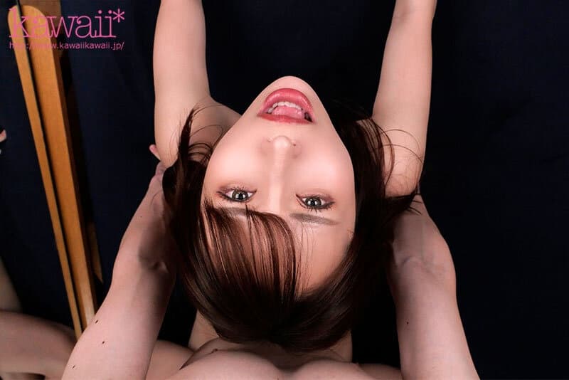 KAVR-239 【VR】VRで見たかった両極端な伊藤舞雪！アナタはどっちがタイプ？