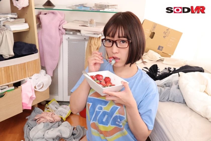 DSVR-1137 星あめり【VR】数年ぶりに帰郷すると、アラサーの義姉は未だに自称家事手伝い（ニート）の喪女だった。無防備なデカ尻、無様なまんぐりオナニーを覗き見て思わず襲ってしまうと、久しぶりのチ●ポに興奮止まずにイっても追撃騎乗位してくる！ あめり（29）