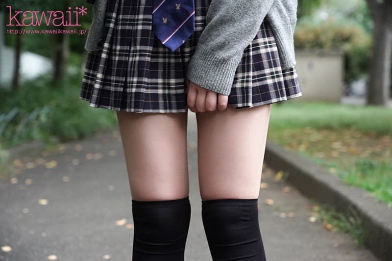 KAVR-139 【VR】制服少女とシティホテルで…放課後の蒸し蒸しパンティと絶対領域を愛でる変態嗜好性交 八乙女なな