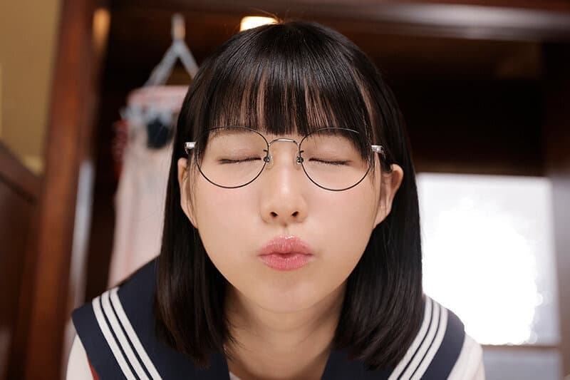 URVRSP-150 【VR】医者を目指す浪人生の僕を献身的に支えてくれる年下J○彼女 七海