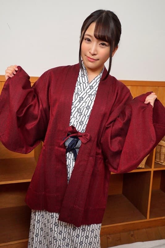 URVRSP-007 【VR】あなただけを愛してる！教師と生徒の秘密の不倫温泉旅行 加藤ももか