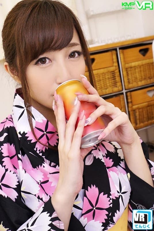 TJVR-012 【VR】ひそかに憧れていた女友達と花火大会デート 帰り途中に今度は2人で花火をしてたら、なんとそのコから自宅に誘われモチロンGO！！お酒も入っていちゃいちゃイイ感じに お約束のアレで浴衣を脱がせると…