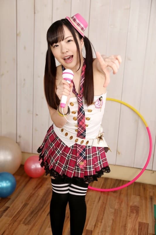 KDVR-004 【VR】男の夢を叶えます！プロデューサーになって、アイドルとセクハラSEX！！特典ダンスVR付き！！宮沢ゆかり