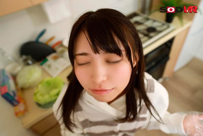 DSVR-961 【VR】ダイレクト潮浴びVR 童貞の僕に初めてできた年上彼女の〈大好き潮〉を浴びまくる。 栗田みゆ