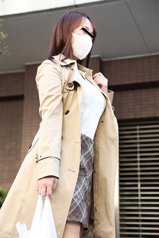 NKKVR-108 【VR】無言●【超肉感追尾特化】ただ近所を歩いていただけだった…エグイ程いい身体をしたオンナだったから…。