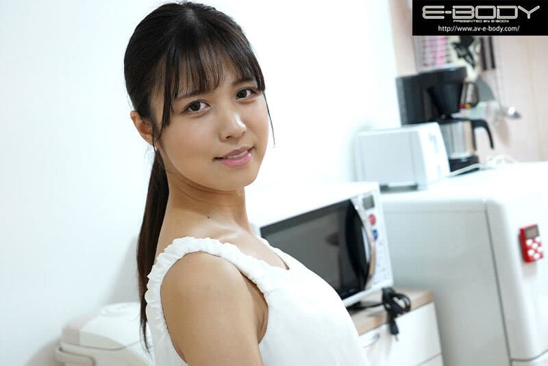 EBVR-083 【VR】隣に引っ越して来たスタイル抜群の若奥様 清楚に見えて深夜は喘ぎ声がうるさくクレームを入れたら 旦那不在をいいことにボクを誘惑してきた真夏の午後VR 並木あいな