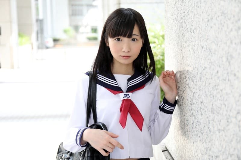 POBF-003 【VR】坂道で出逢えそうな感じの清楚でおとなしい女子●生との密着セックス 2