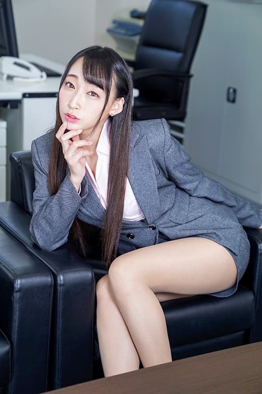 MARU-003 【VR】お姉さんずラブ～ある日、僕は社内でセックスした。～ 蓮見クレア×野々宮みさと 120分