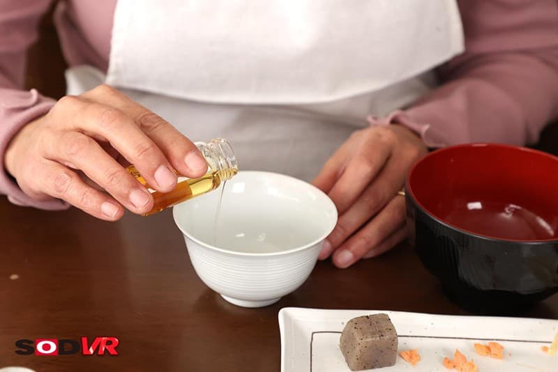 DSVR-951 【VR】学生時代の妻に会いたい 若返り薬を飲んだ妻（42）が昔の美貌を取り戻して…