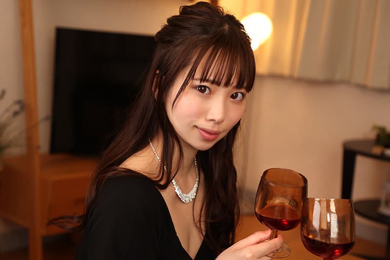 VRKM-377 【VR】孤独な女社長にレンタルされた僕は金玉がイカレるまで連続射精！！ 美波こづえ