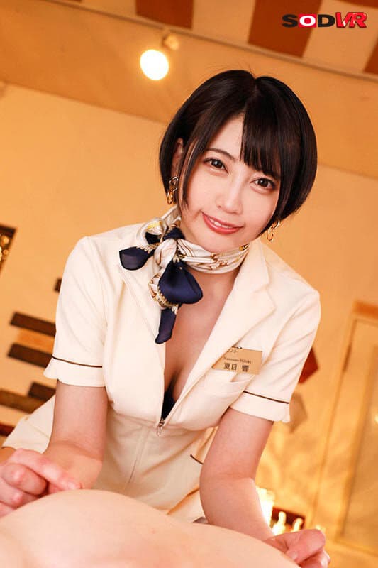 DSVR-1310 【VR】天井 × 添い寝 ‘アナタは寝てるだけで気持ちよくなれる’いやらしい手つきで行う濃密オイルマッサージがザーメンタンクを刺激して大量射精を促す！ 密着型最強メンズエステ 夏目響