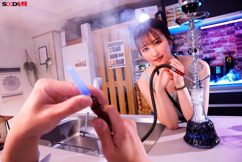 DSVR-1598 【VR】【8K】シーシャ屋で働くちょっとエッチなお姉さん、じゅん。気まぐれな性格でお姉さんの気分次第で抜きもOK。 末広純