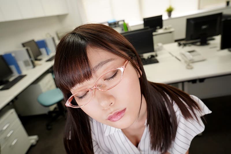 KIWVR-059 【VR】HQ超画質革命！【オフィスVR】社内恋愛◆昼休憩中にこっそりオフィスで中出しSEX 成沢きさき