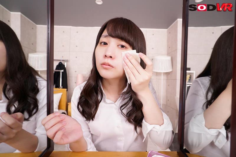 DSVR-386 【VR】【新感覚！すっぴんVR】終電を逃して会社の女同期の家に泊まることに…メイクを落としたすっぴん顔が超可愛いくて発情！ 桜木優希音