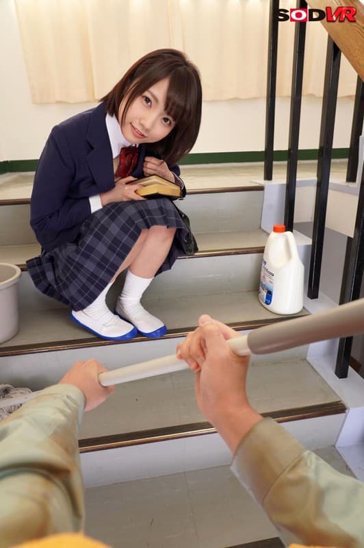 DSVR-422 【VR】【サイレント レ×プVR】ロッカーの中に引きずり込み犯す 戸田真琴