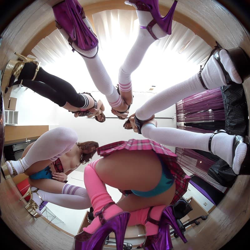 DIVR-002 【VR】トップレスで超ミニスカのお姉さん達が、食い込みパンティーを見せつけてくるんです3DVR