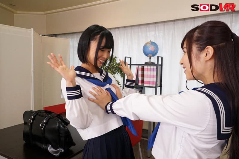 DSVR-392 【VR】百合VR 美少女たちの戯れを近くでそっと見守りたい人の為のVR