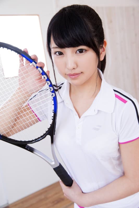 KMVR-442 【VR】まるで青春時代にタイムスリップ！クラスで一番可愛い女の子から体育館に呼び出され、まさかの告白！さらに愛ある中出し制服SEX！！ 倉木しおり