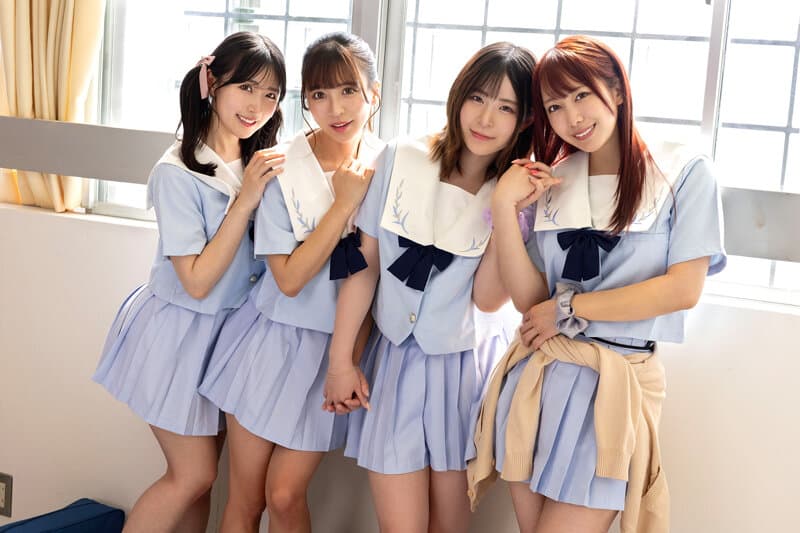 SAVR-468 【VR】【KMPVR-彩-7周年記念特別版】聖レズ学院 貧乏の僕がテスト生として転校した先はまさかの女子校！？百合色の匂いが充満した教室ではみんなレズ！レズ！！レズ！！！花ざかりの男子禁制ハーレムLIFE