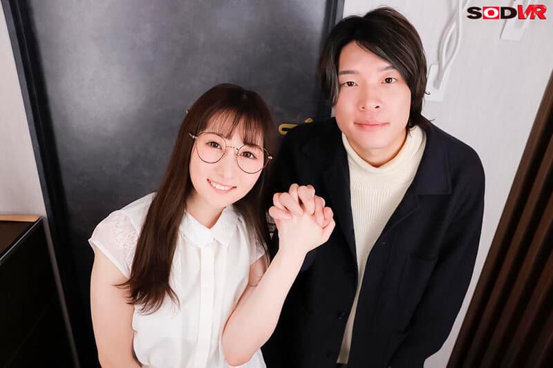 DSVR-1599 【VR】【8K】「眼鏡姉のことが好きな弟の僕をお家デート中の彼氏と勘違いして浮気中出しセックス」 末広純