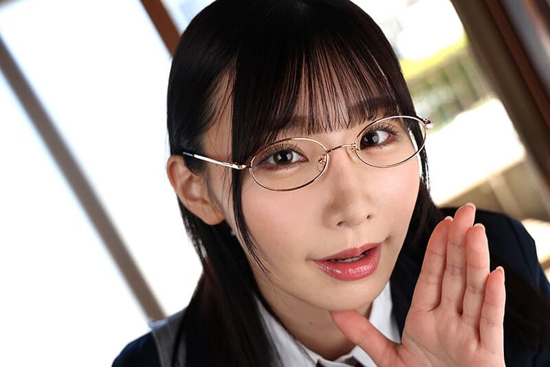 SAVR-260 【VR】声が小さいのに…おしゃぶりは凄い。うだるような夏、内気な後輩に迫られる放課後の娯楽 Nia