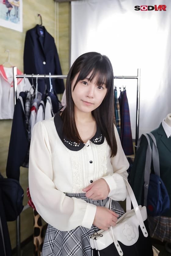 DSVR-1172 【VR】入学準備で初貫通おめでとう（祝） 制服採寸にやってきた新●生を全裸でじっくり身体測定 三葉せり