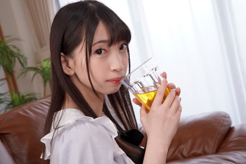 URVRSP-013 【VR】「お兄ちゃん、キスってどんな感じなの？」 ～キスに興味を持ち始めた思春期の妹と親には内緒の兄妹性交～ 冬愛ことね