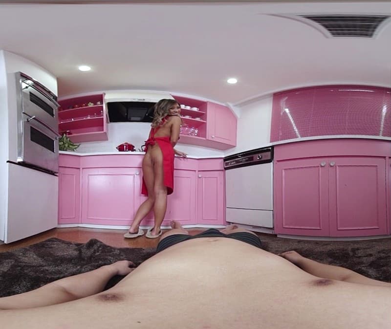 AVVR-224 【VR】裸エプロン的ラブラブ生中出しSEX ERIKA