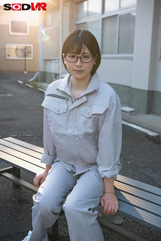 DSVR-1583 実田あのん【VR】男子しかいない社会で生きてきた地方の有名工業●校出身の地味なメガネ女子（20歳）と個人撮影