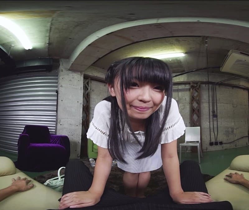 AVVR-223 【VR】激イカセ！いきなりパンチラ挑発されて… さとう愛理