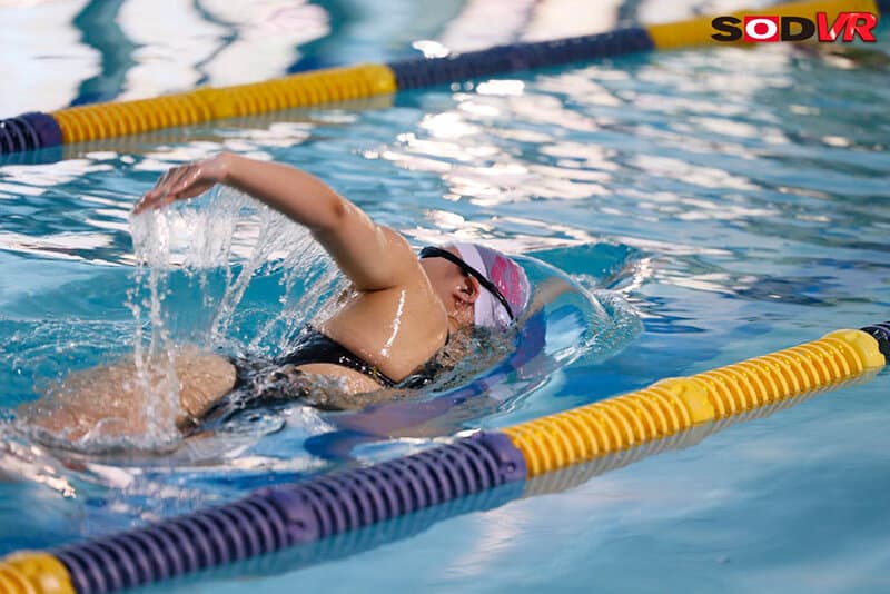 DSVR-1167 【VR】競泳世界大会の選手宿舎で大会前夜、朝まで野獣のように突きまくる汗だくアスリート激ピストンファック 青木桃 初VR