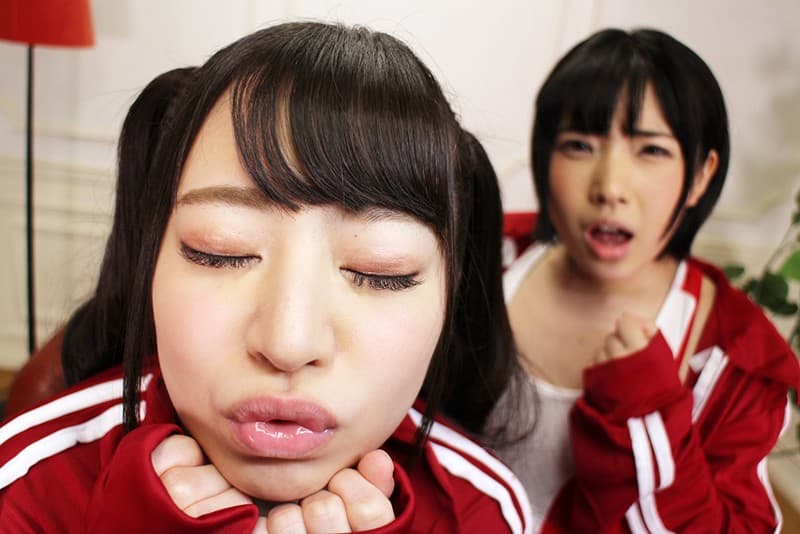 EXVR-211 【VR】レギュラーになりたい女子部員2人に中出しをせがまれる！ゲス教師体感VR！桃尻かのん 皆月ひかる