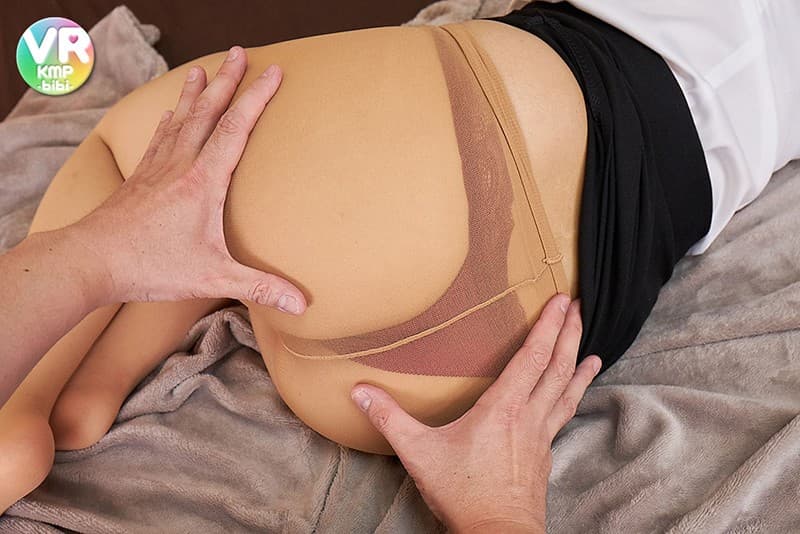 CBIKMV-093 【VR】会社の部下と飲んで終電で帰ろうとしていたら、突然のゲリラ豪雨でまさかの公共交通機関オールストップ！！俺の家で一晩過ごす事になったが、びしょ濡れの透けた巨乳がエロすぎて我慢できずにそのまま… 葉月りの / [R] CBIKMV-093 Hazuki Rino After Drinking – VR