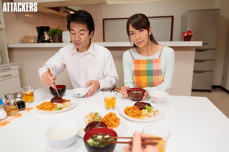 ATVR-009 【VR】美し過ぎるお義母さんを我慢出来ずに押し倒してしまったその日から、親父に内緒で調教しちゃった背徳感VR 希崎ジェシカ