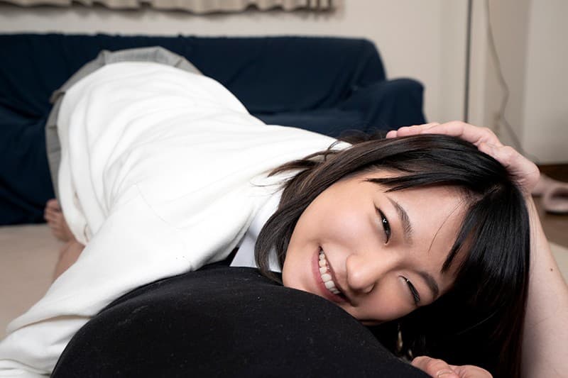 KIWVR-025 【VR】HQ超画質革命！ 全身性感帯！！！超音速の早漏少女みかちゃん！！！！乳首を弄れば10秒でイク！！！クリトリス5秒！！！！指マン4秒！！！！生ハメのオチ○ポは平均9秒絶頂！！！！「イッてる！もうイッてるってば～イクイク～！！！！！」膣中発射3回… 宇佐美みか