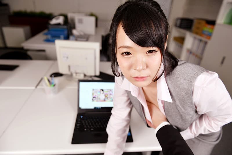 DOVR-032 【VR】残業の女神様、こんな後輩OLに犯されたい！巨乳で艶パンストがたまらない！月宮ねね