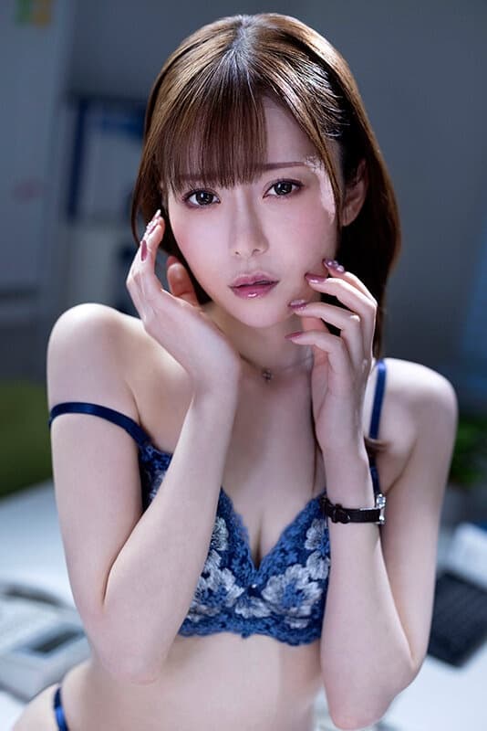 SAVR-737【VR】性欲異常の元カノとぶっかけ交尾 相性バツグンの僕のチ〇ポが忘れられず、残業が被るとオフィスでSEXをせがんでくる彼女に…僕は精子をぶちまけ続けた 秋元さちか