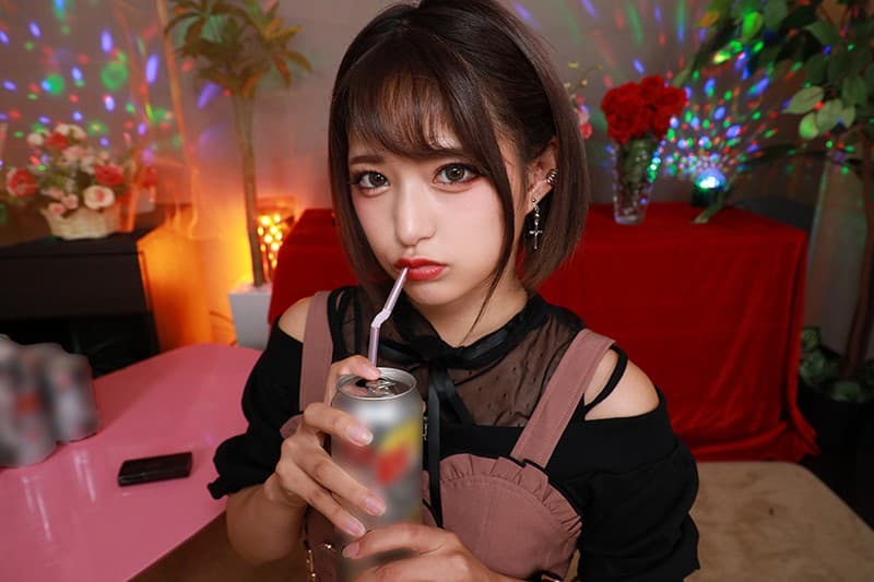 VRKM-103【VR】地雷系女子VR ～みつきの重すぎる愛を受け取ってね～ 渚みつき