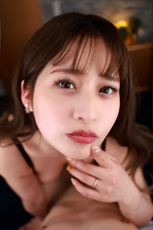 SAVR-723  【VR】週に一度の密着キス不倫 旦那に内緒でボクに会いに来る人妻は愛を囁きながら、片時も離れないゼロ距離密着で全身をベロチュウ愛撫する 優梨まいな