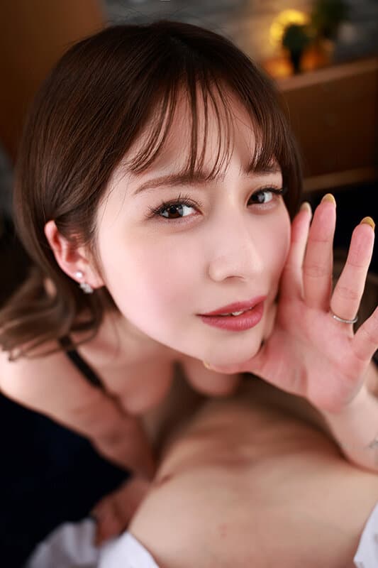SAVR-723  【VR】週に一度の密着キス不倫 旦那に内緒でボクに会いに来る人妻は愛を囁きながら、片時も離れないゼロ距離密着で全身をベロチュウ愛撫する 優梨まいな