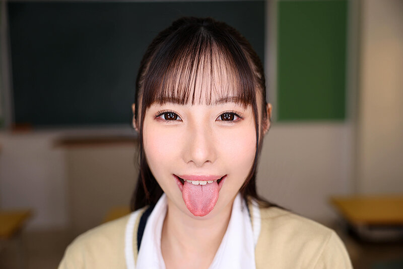 URVRSP-455 [VR] [8K VR] After-school ejaculation endurance face observation club. I’m the Iron Masked Yin-kya, and even my ejaculation, gaze, and facial expression are all strictly controlled while staring at him from a super close distance. Hinako Matsui