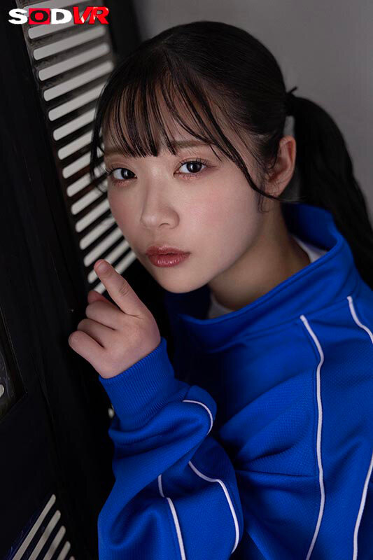 DSVR-1781 [VR] [8K] Kissing sounds, squelching sounds, breathing sounds only… [Inside the locker] Silent SEX VR Futaba Ema