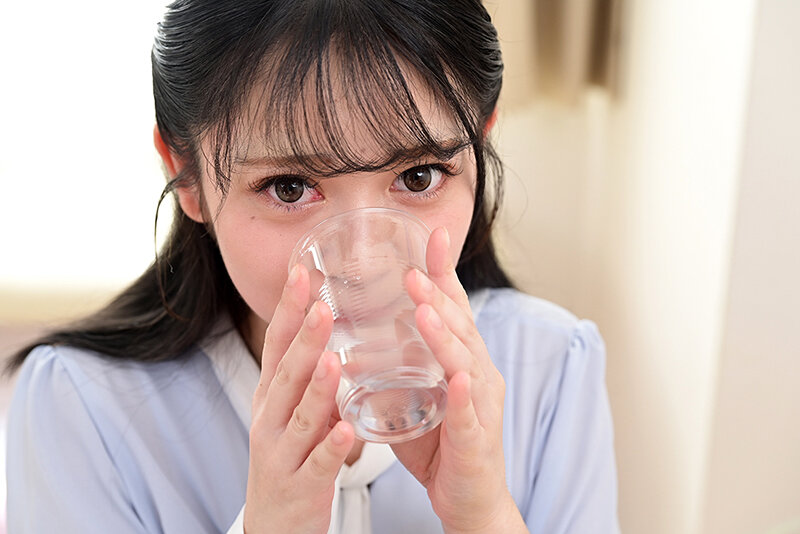 PXVR-275 [VR] A perverted doctor gives aphrodisiac and makes a lewd examination. A beautiful woman who has become a sex monster milks all of my semen. Momo Hoshimiya [8K]