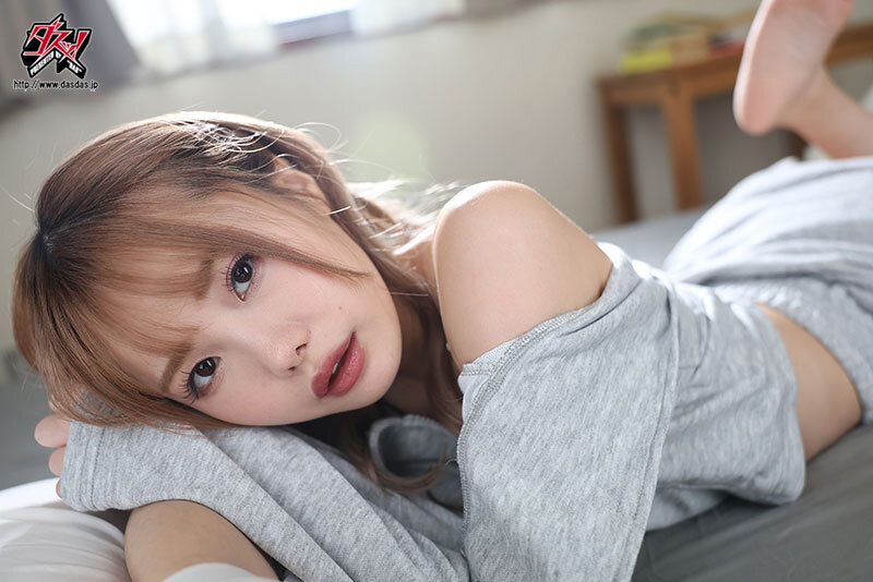 DSVR-053 【VR】朝起きたら隣に松本いちか。再会した初恋相手はAV女優になってたけど、変わらぬ笑顔が好きすぎて。数年越しの想いを伝えた僕らは1日中いちゃハメ中出ししまくった。8K VR