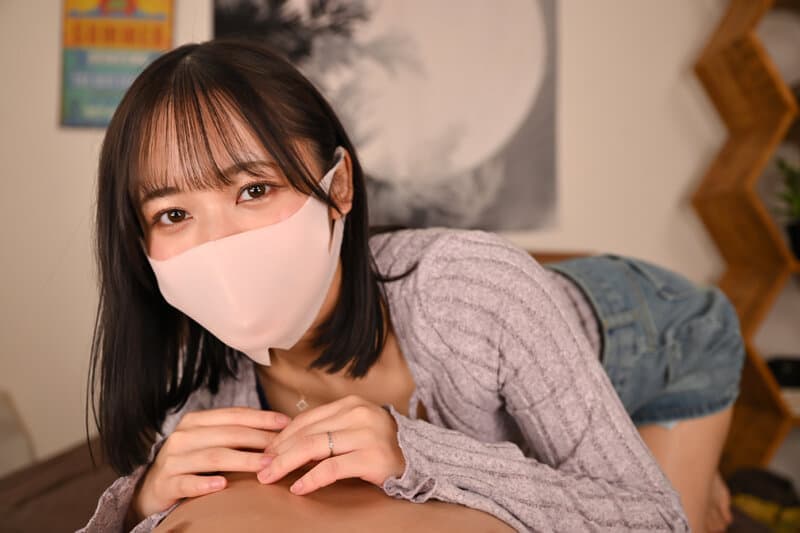 NKKVR-162     【VR】偏愛性交！！【8K超肉感特化】ボクに愛されたいママ！！自分好みのチ●ポもにする為にパパには内緒で毎日朝勃ちしたものをお世話してくれる濃厚淫乱卑猥VR