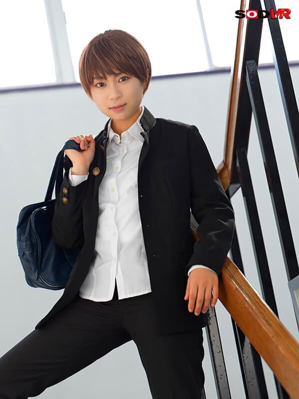 DSVR-1146 【VR】センパイ美男子（イケメン）は女の子！？たまたま見えてしまった着替えにびっくり！！あれ？おっぱい？！放課後、イケメン痴女から精子搾られまくった3日間 佐野なつ