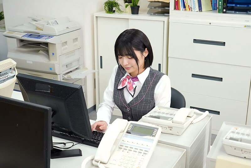 VRKM-1560 【VR】只是想将我的精子献给你。没什么大不了的。渴望我精子的N小姐