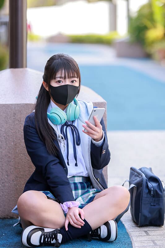 SAVR-651 【VR】独来独往的黑口罩学生 上下湿热的双唇任君采撷