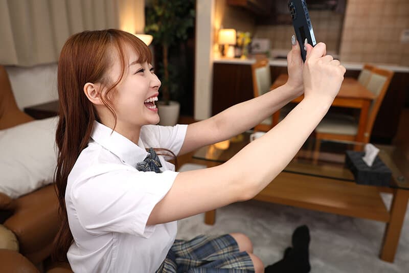 SAVR-639 【VR】美乳义妹骑在我身上，用诱人腰姿索求，家庭内“爸爸活” 结月莉亚