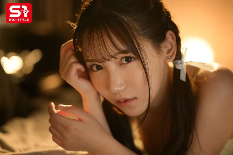 SIVR-408 【VR】“文化祭，要不要和我一起溜走？”被校园女神三田同学牵住手…脱下制服后，她性感成熟的苗条身材瞬间让我沦陷 这场突如其来的偷跑SEX实在太棒了 三田真铃